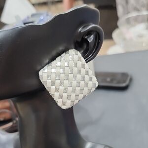 VINTAGE AVON SQUARE EARRINGS